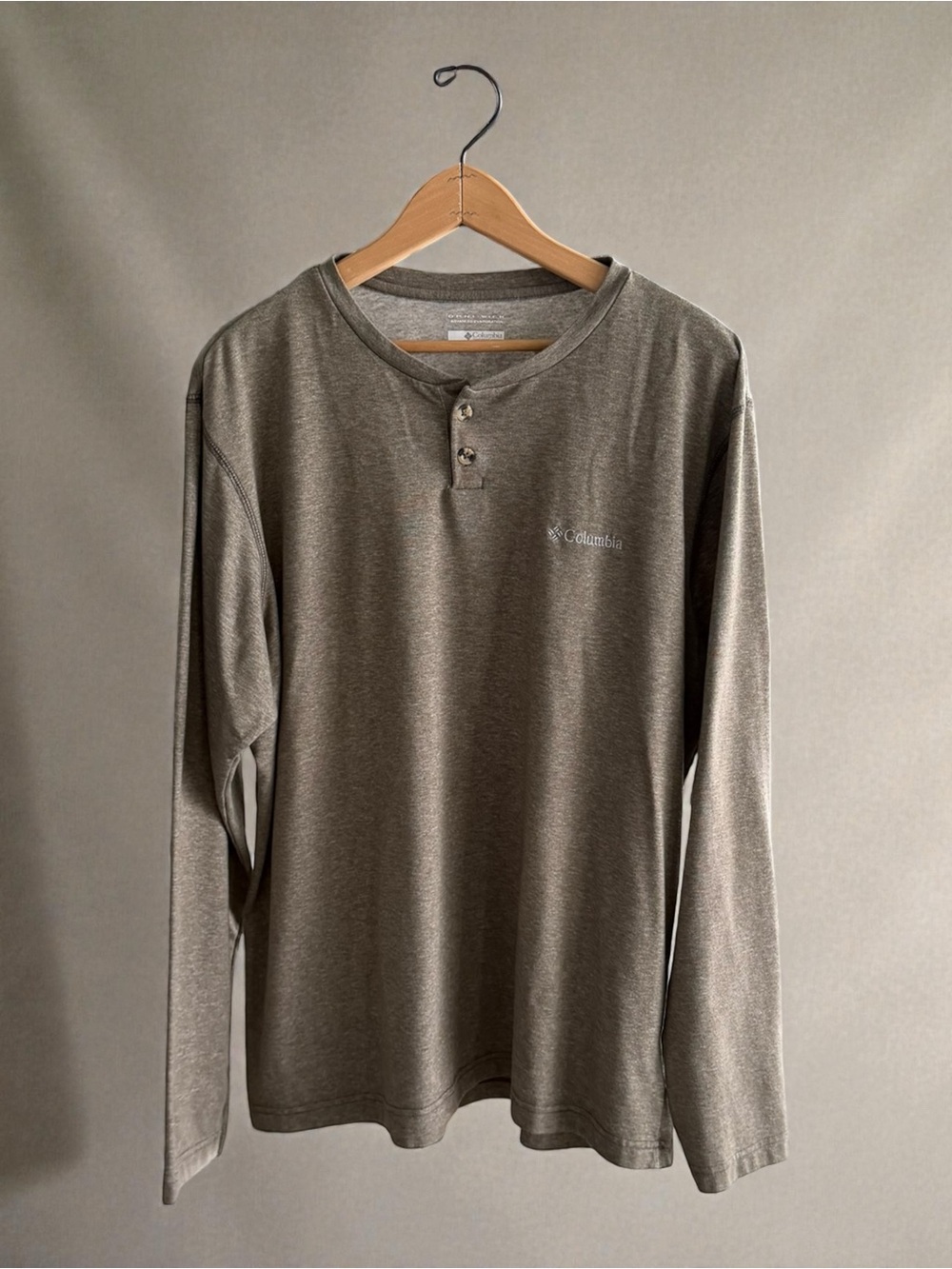 Columbia Olive Long Sleeve Henley Shirt